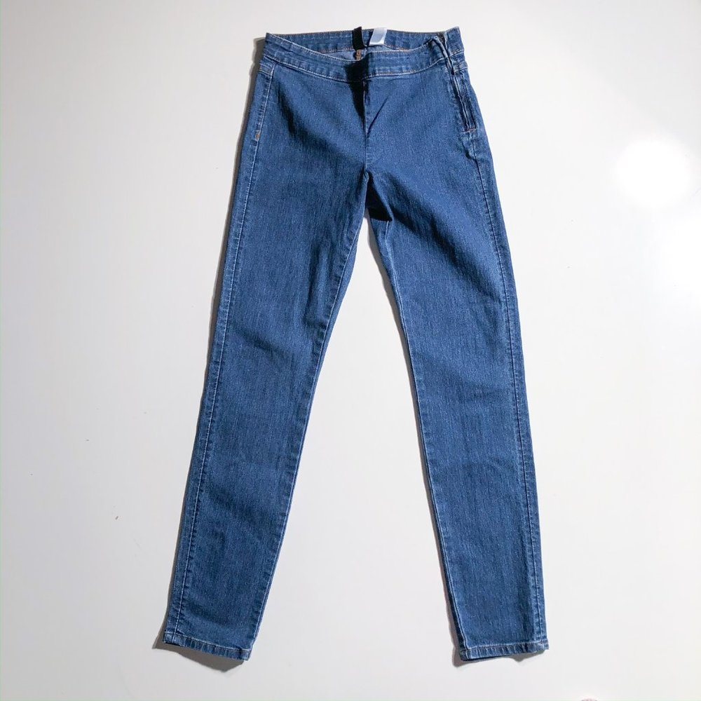 Divided Skinny Jeans